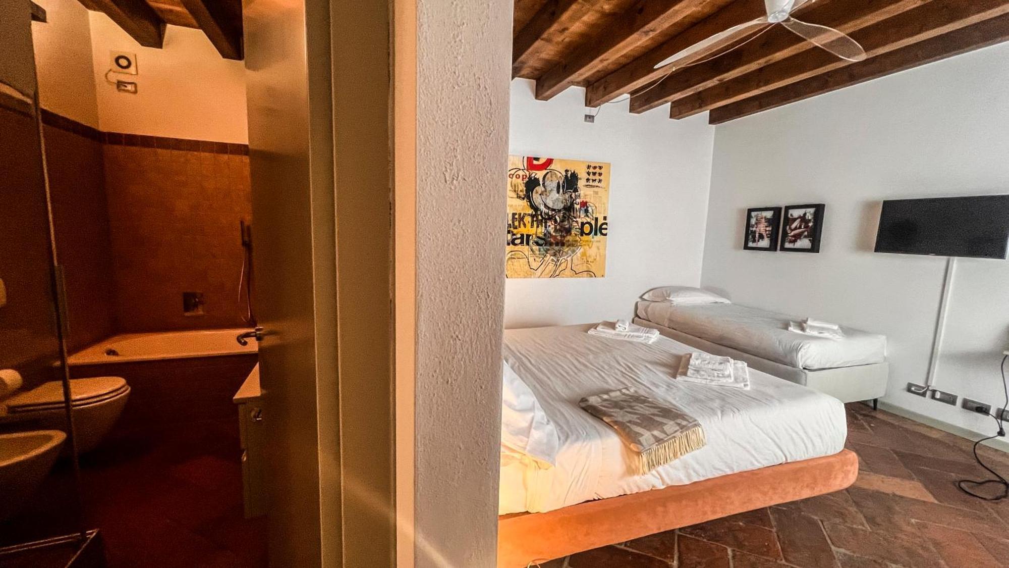 Casa Viola Apartment Bergamo Ngoại thất bức ảnh
