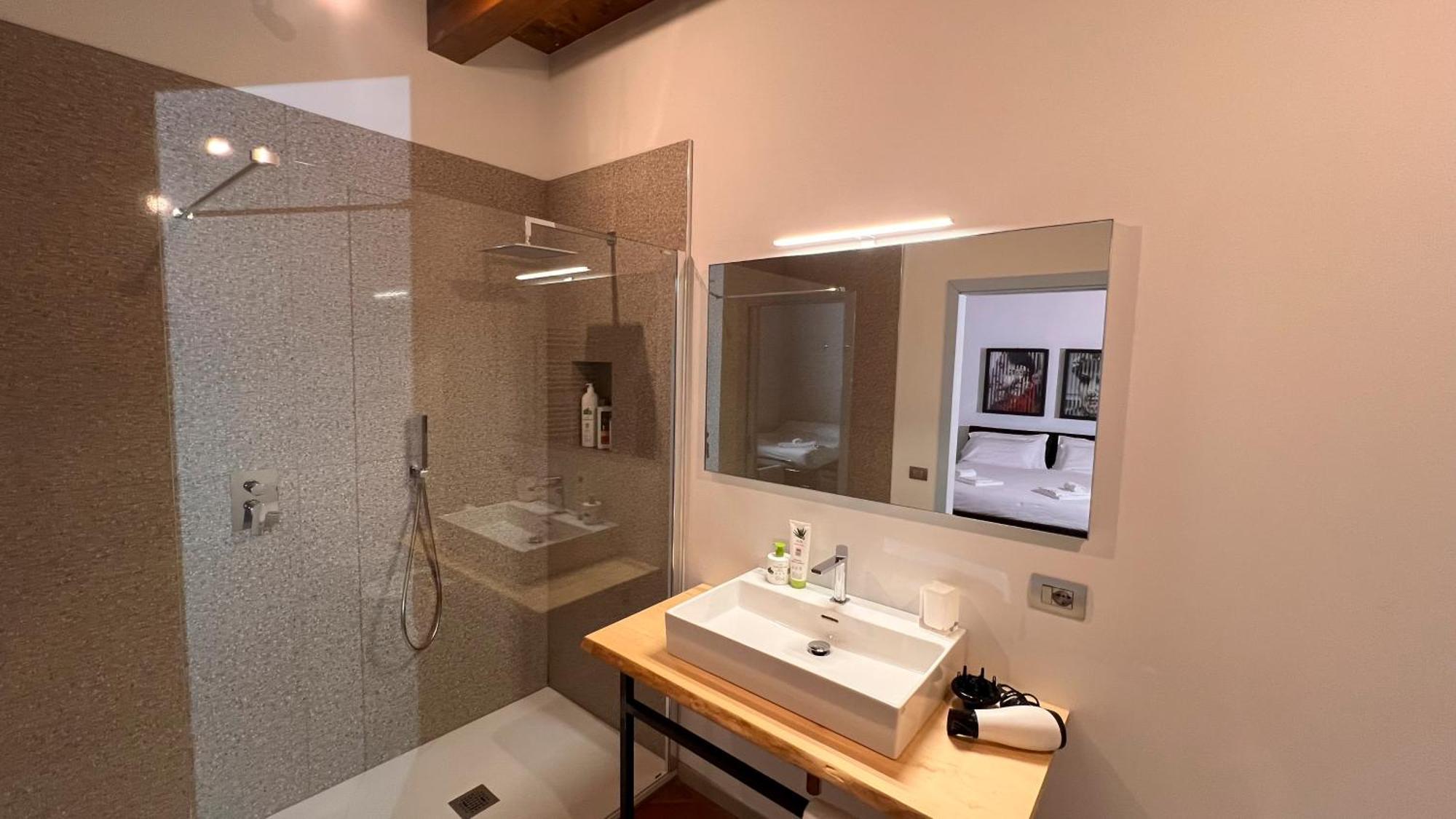 Casa Viola Apartment Bergamo Ngoại thất bức ảnh